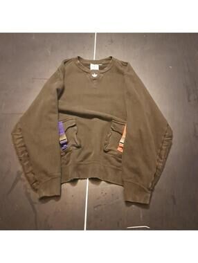 sick asf rare adidas sweatshirt w buckle pockets. size M